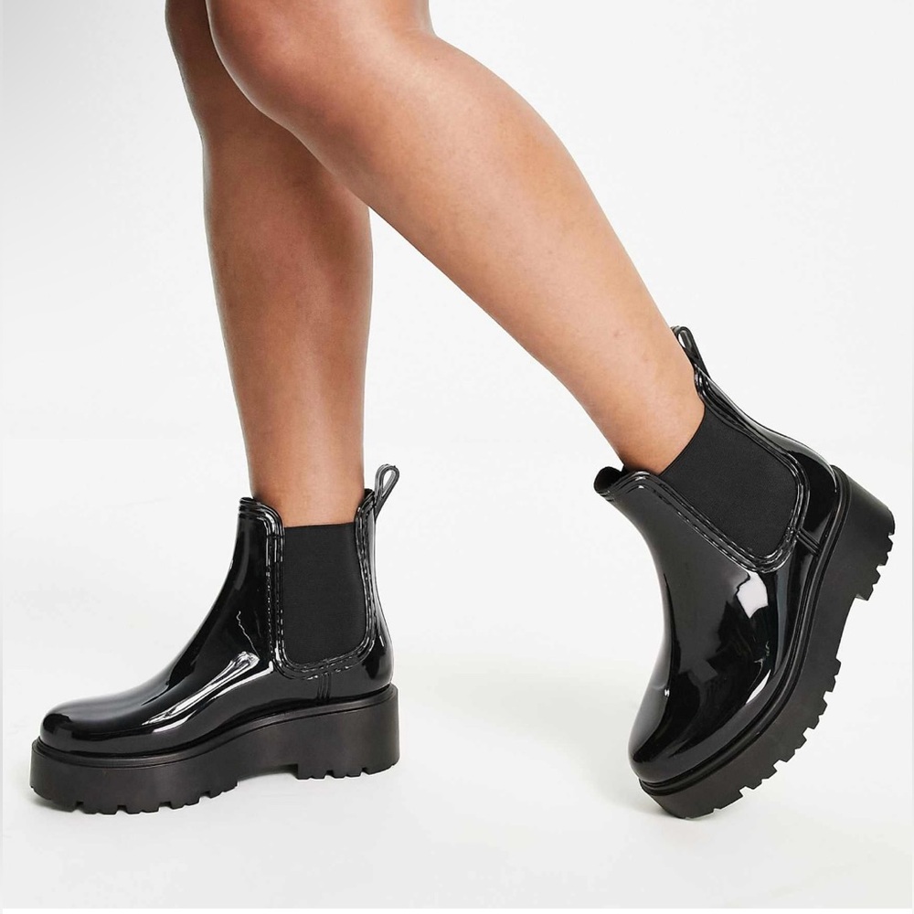🥾NEW Black Chelsea Rain Boots. - Picture 1 of 9